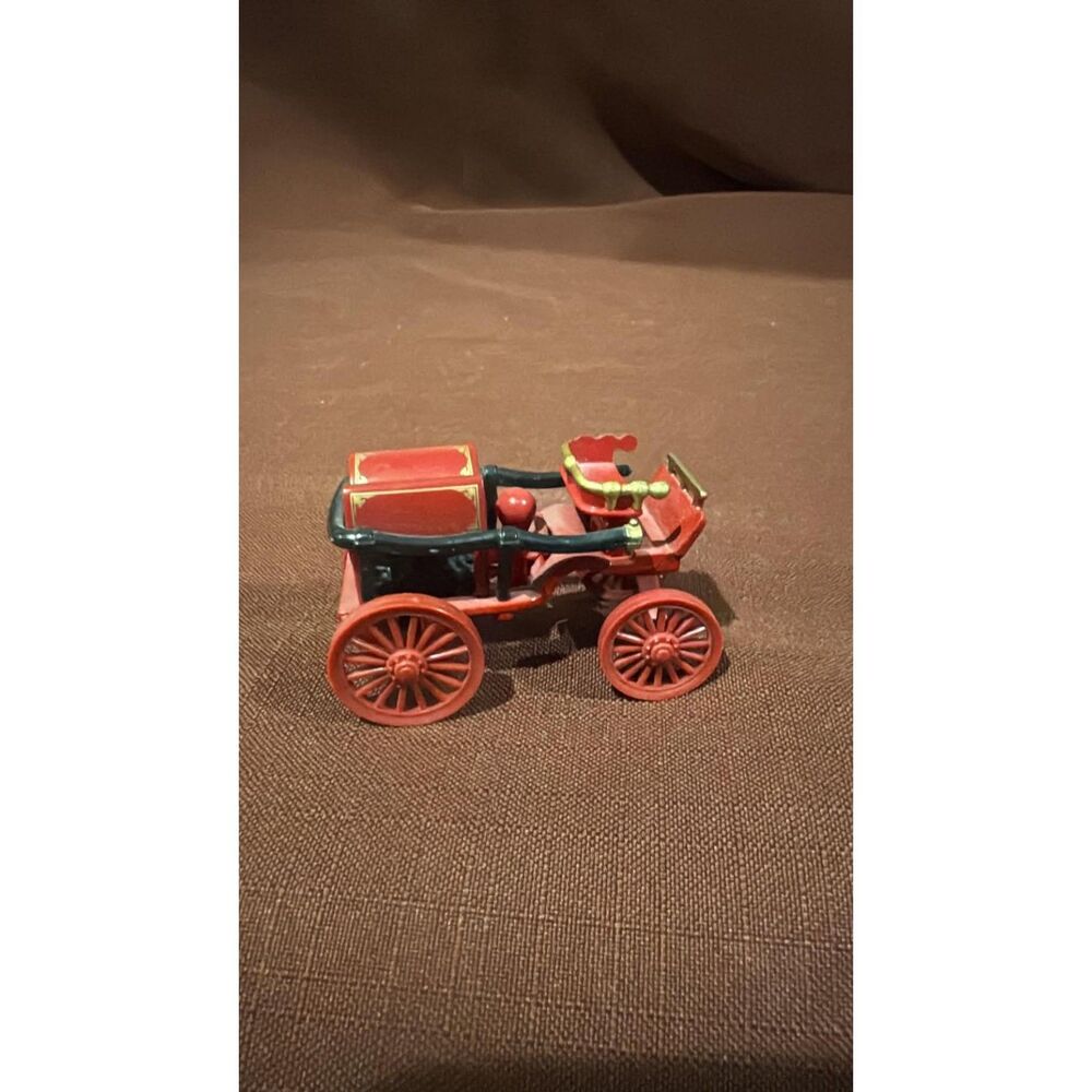 readers Digest High Speed 1908 Horse Drawn Pumper Fire Engine HF436